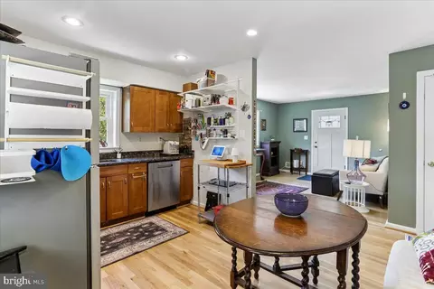 Kitchen - 1504 Crest Rd, Silver Spring, MD 20902 photo 2 of 4