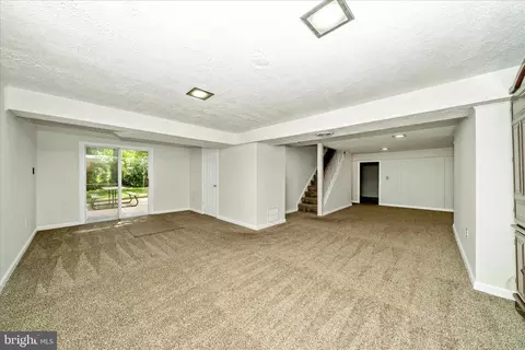 Living - 13001 Buccaneer Rd, Silver Spring, MD 20904 photo 2 of 10