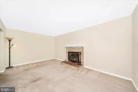 Living - 13001 Buccaneer Rd, Silver Spring, MD 20904 photo 9 of 10