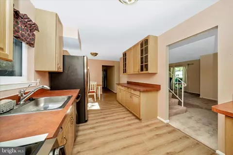 Entry Way - 13001 Buccaneer Rd, Silver Spring, MD 20904 photo 2 of 2