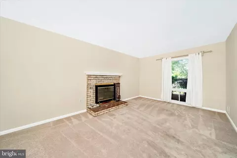 Living - 13001 Buccaneer Rd, Silver Spring, MD 20904 photo 8 of 10