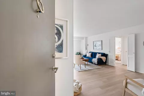 5100 Dorset Ave #111, Chevy Chase, MD 20815