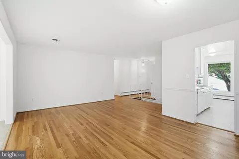 Living - 504 Waterford Rd, Silver Spring, MD 20901 photo 3 of 12
