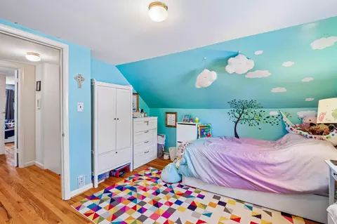 Bedroom - 905 Robin Rd, Silver Spring, MD 20901 photo 6 of 7