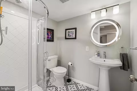 Bath - 11728 Lovejoy St, Silver Spring, MD 20902 photo 3 of 3