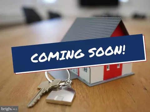 8615 Aqueduct Rd, Potomac, MD 20854