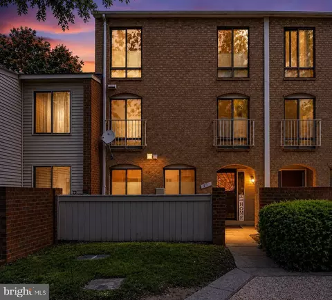 29 Brassie Ct, Montgomery Village, MD 20886
