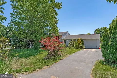 17313 Dowden Way, Poolesville, MD 20837