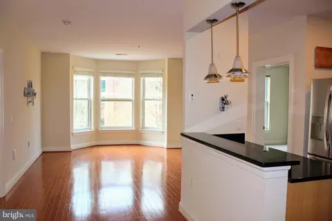 38 Maryland Ave #335, Rockville, MD 20850