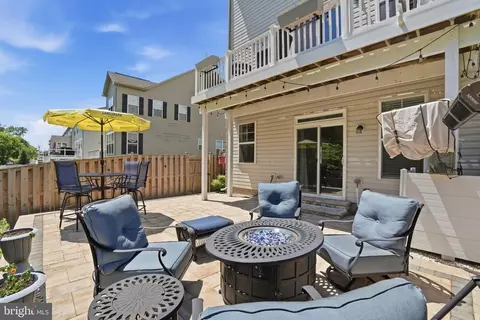 Exterior - 16114 Coolidge Ave, Silver Spring, MD 20906 photo 4 of 6