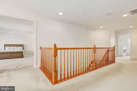 Entry Way - 13621 Stargazer Ln, Silver Spring, MD 20906 photo 9 of 10