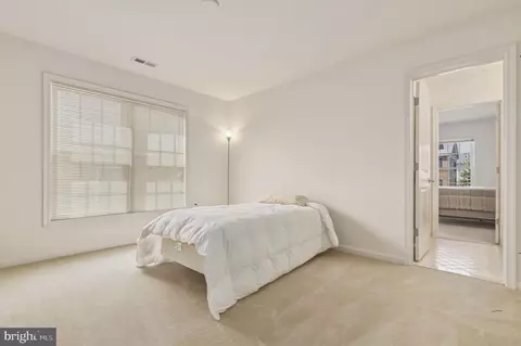 Bedroom - 13621 Stargazer Ln, Silver Spring, MD 20906 photo 2 of 5