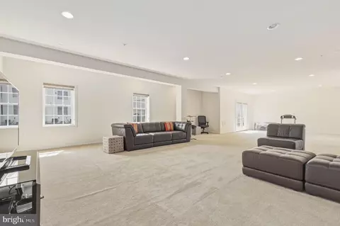 Living - 13621 Stargazer Ln, Silver Spring, MD 20906 photo 6 of 6