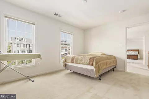 Bedroom - 13621 Stargazer Ln, Silver Spring, MD 20906 photo 4 of 5