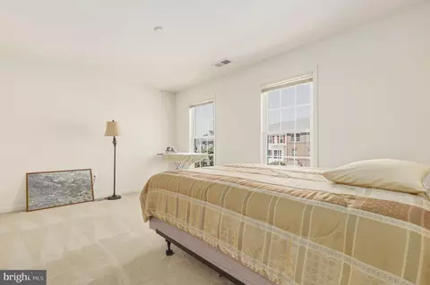 Bedroom - 13621 Stargazer Ln, Silver Spring, MD 20906 photo 3 of 5