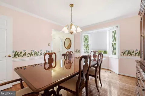 Dining - 14900 Sequoia Hill Ln, Silver Spring, MD 20906 photo 2 of 2