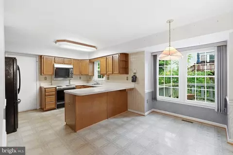 Kitchen - 14900 Sequoia Hill Ln, Silver Spring, MD 20906 photo 1 of 4