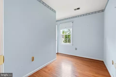 Bedroom - 14900 Sequoia Hill Ln, Silver Spring, MD 20906 photo 2 of 6