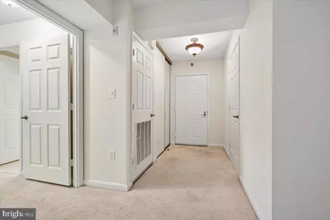 Entry Way - 14809 Pennfield Cir #314, Silver Spring, MD 20906 photo 3 of 4