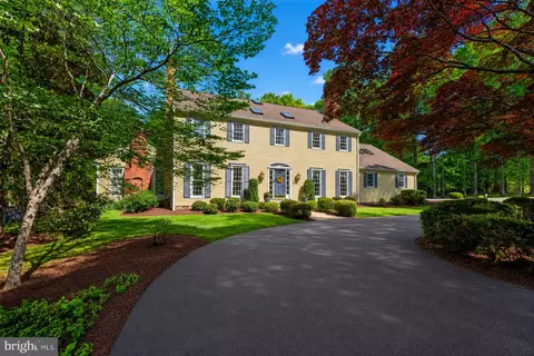 11300 Tara Rd, Potomac, MD 20854