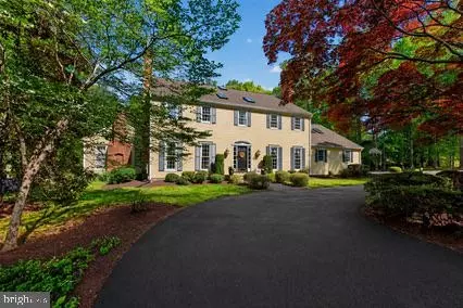 11300 Tara Rd, Potomac, MD 20854