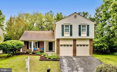 302 Bostwick Ln, Gaithersburg, MD 20878
