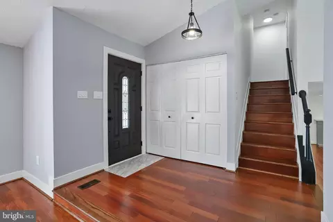 Entry Way - 3006 Memory Ln, Silver Spring, MD 20904 photo 4 of 5