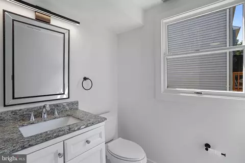 Bath - 3006 Memory Ln, Silver Spring, MD 20904 photo 1 of 4