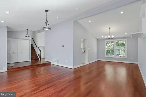 Living - 3006 Memory Ln, Silver Spring, MD 20904 photo 8 of 10