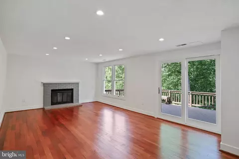 Living - 3006 Memory Ln, Silver Spring, MD 20904 photo 1 of 10