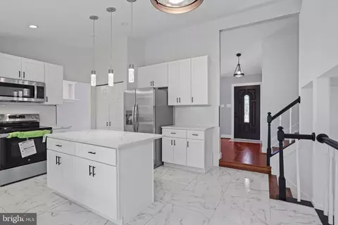 Entry Way - 3006 Memory Ln, Silver Spring, MD 20904 photo 1 of 5