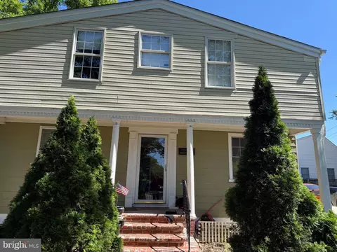 12200 Grandview Ave, Silver Spring, MD 20902 photo 2
