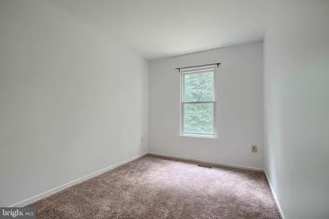 Bedroom - 9 Long Green Ct, Silver Spring, MD 20906 photo 6 of 7