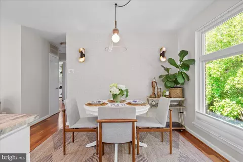 Dining - 2921 Kingswell Ct, Silver Spring, MD 20902 photo 4 of 5