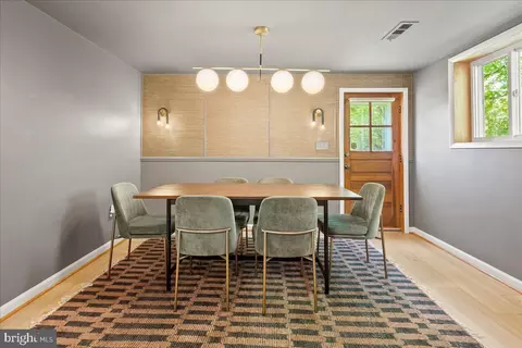 Dining - 2921 Kingswell Ct, Silver Spring, MD 20902 photo 5 of 5