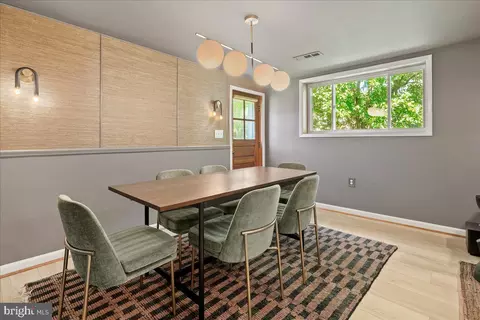 Dining - 2921 Kingswell Ct, Silver Spring, MD 20902 photo 1 of 5