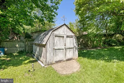 Exterior - 2921 Kingswell Ct, Silver Spring, MD 20902 photo 4 of 7