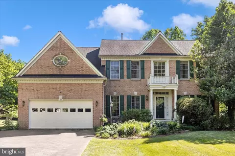 19808 Falling Spring Ct, Gaithersburg, MD 20882