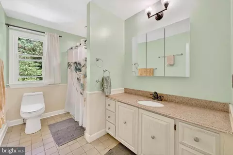 Bath - 1917 Merrifields Dr, Silver Spring, MD 20906 photo 4 of 5