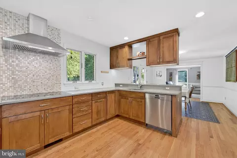Kitchen - 1917 Merrifields Dr, Silver Spring, MD 20906 photo 6 of 11