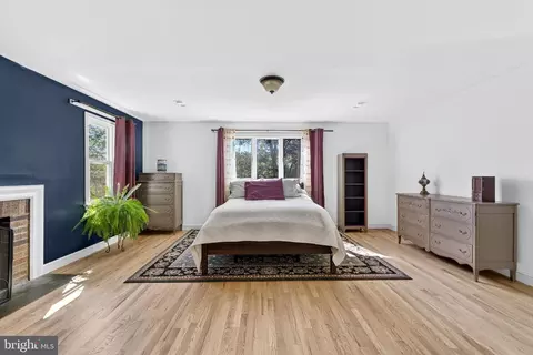 Bedroom - 1917 Merrifields Dr, Silver Spring, MD 20906 photo 1 of 7