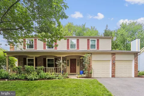 18808 Cross Country Ln, Gaithersburg, MD 20879