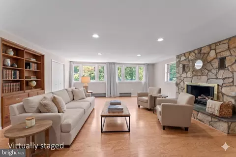Living - 11712 Berwick Rd, Silver Spring, MD 20904 photo 3 of 3