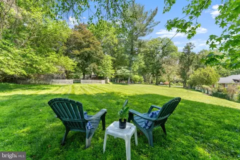 Exterior - 11712 Berwick Rd, Silver Spring, MD 20904 photo 4 of 11