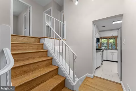 Entry Way - 11712 Berwick Rd, Silver Spring, MD 20904 photo 1 of 1