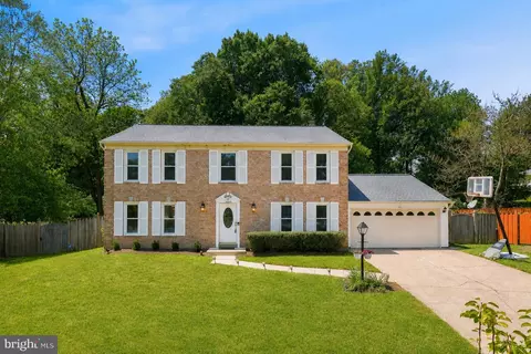 10240 Colebrook Ave, Potomac, MD 20854