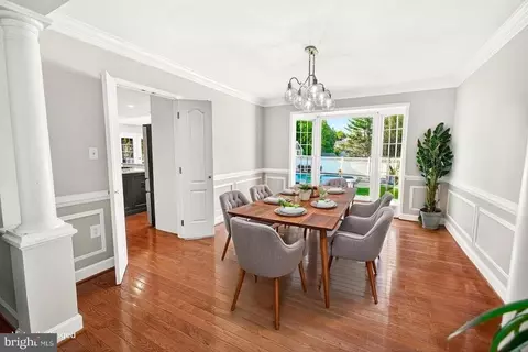 Dining - 19629 Selby Ave, Poolesville, MD 20837 photo 4 of 4