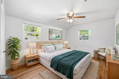 Bedroom - 2911 Weisman Rd, Silver Spring, MD 20902 photo 2 of 5