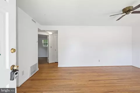 Living - 2911 Weisman Rd, Silver Spring, MD 20902 photo 1 of 4