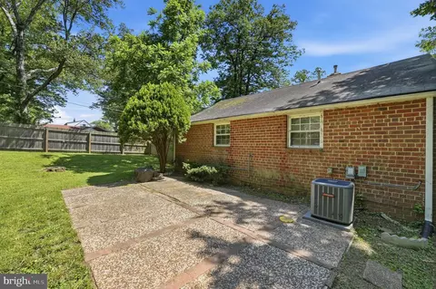 Exterior - 2911 Weisman Rd, Silver Spring, MD 20902 photo 5 of 5